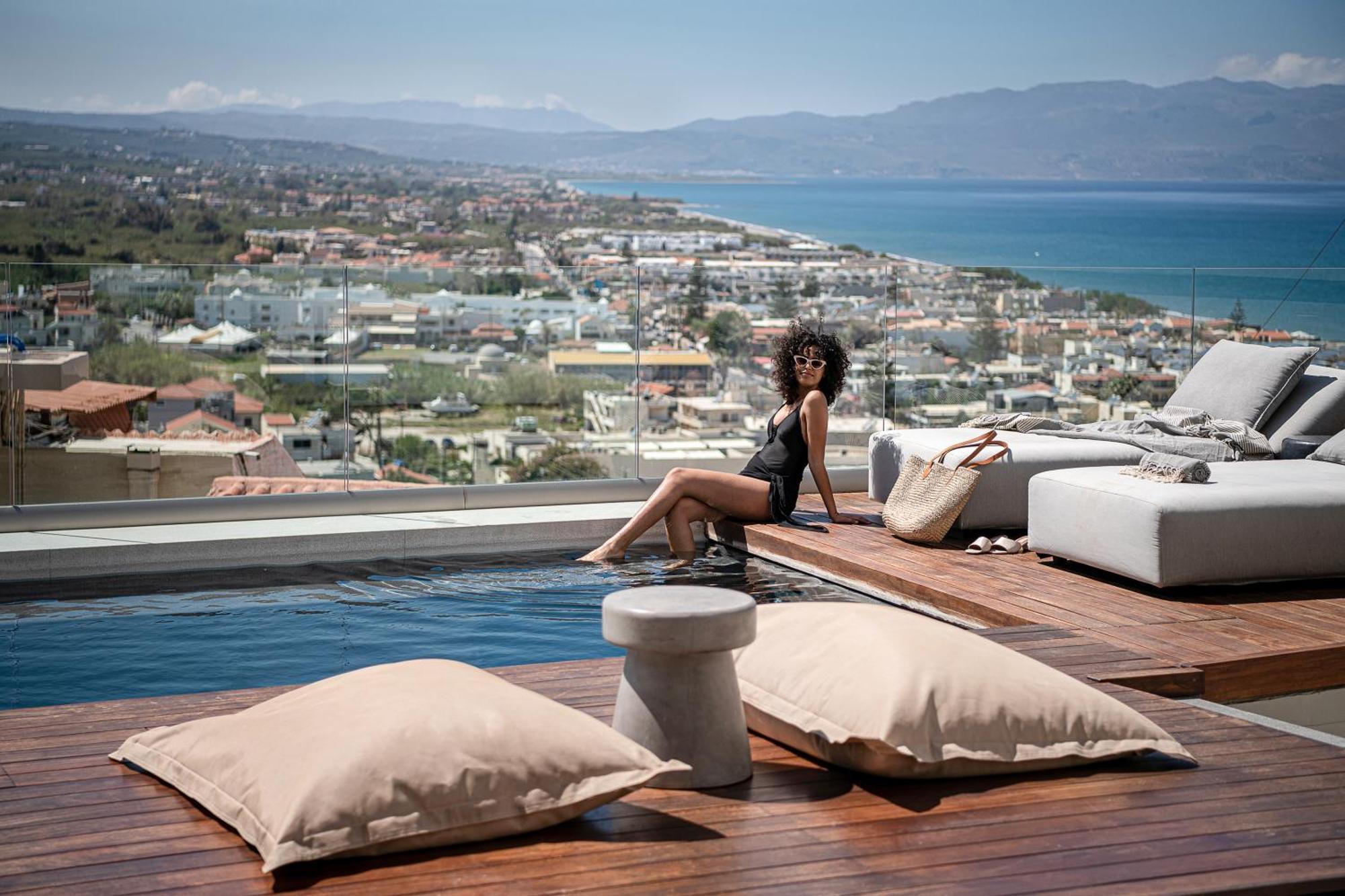Alectrona Living Crete, Rocsea Luxury Apartment Platanias  Exterior photo